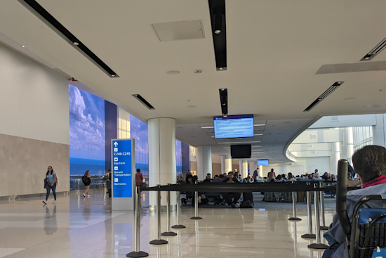 Orlando International Sees Fifth-Highest Traffic Amid Holiday Season Surge, Anticipates 2.9 Million Passengers