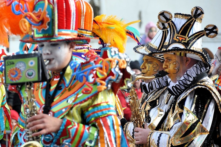 Philadelphia Bolsters Security at Mummers Parade Following New Orleans Tragedy, Residents Undaunted as Celebrations Proceed