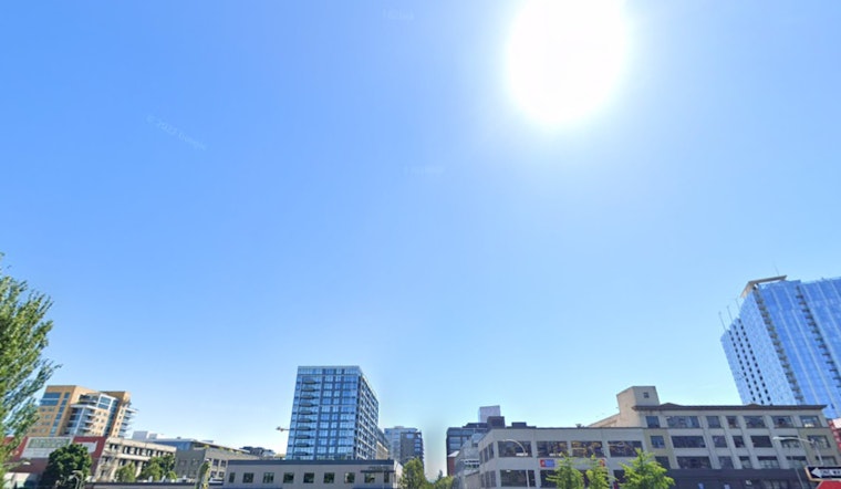 Portland's Weekend Weather Features Mild and Partly Sunny Skies with Highs in the Low 40s