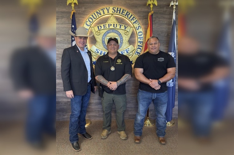 Prescott Celebrates Retirement of Esteemed Yavapai County Deputy Frank Alvarez After 27 Years of Service