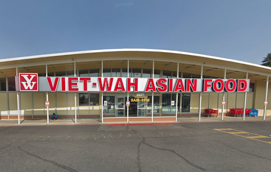 Renton's Viet-Wah Asian Food Market Engulfed by New Year's Fire; Resilient Community Awaits Reopening