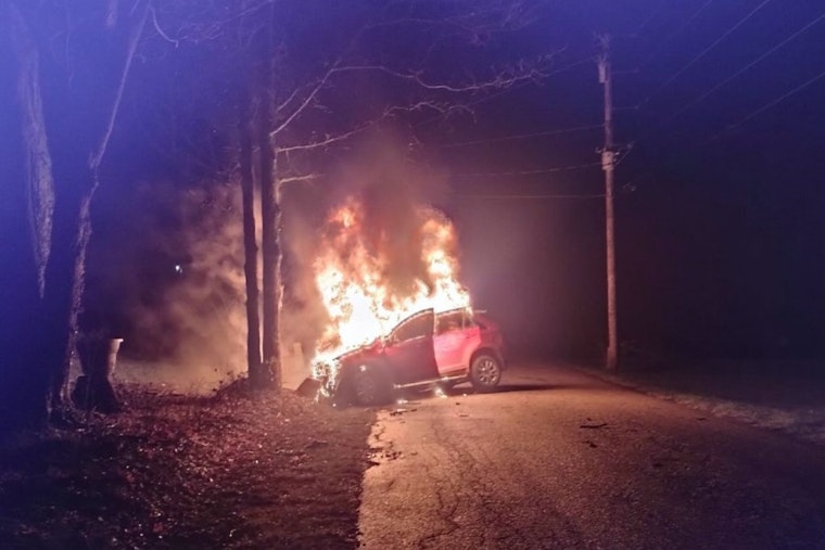 Retired Bloomington Firefighter Heroically Rescues Woman from Burning Vehicle on New Year's Day