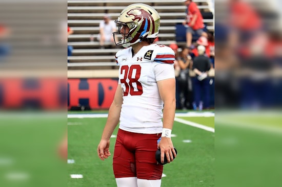Rookie Sensation Jake Bates Kicks His Way to Lions' Single-Season Scoring Record, Toppling Jason Hanson's Legacy