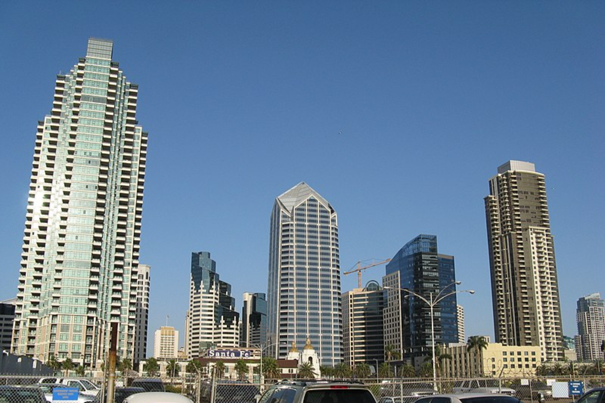 San Diego County Braces for Intense Santa Ana Winds and Critical Fire