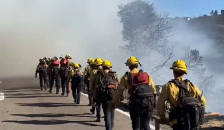 San Diego County's Crest Community Spared as Firefighters Rapidly Contain Wildfire Amid Red Flag Conditions