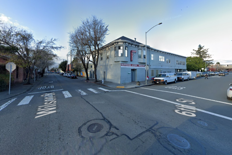 Santa Rosa Police Officer Injured Detaining Suspect with Felony Warrant
