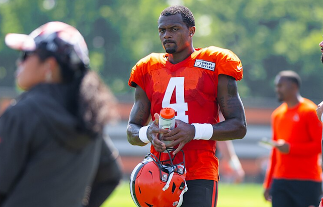 Setback in Achilles Recovery for Cleveland's QB Deshaun Watson, Browns' Season Opener in Jeopardy