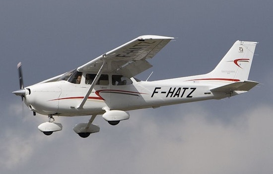 Small Plane Makes Emergency Landing on Dirt Road in Florida Everglades, Two Unharmed