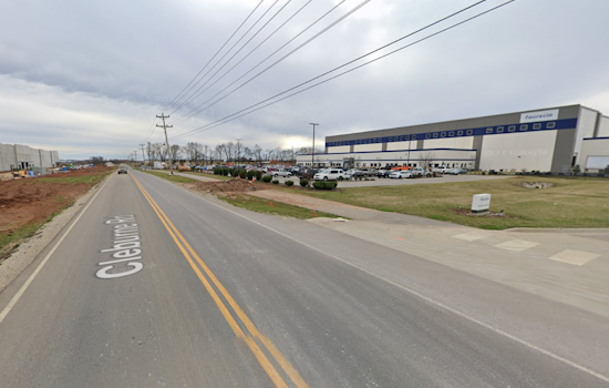 Spring Hill Police Thwart Warehouse Burglary, Two Suspects Arrested on Cleburne Road