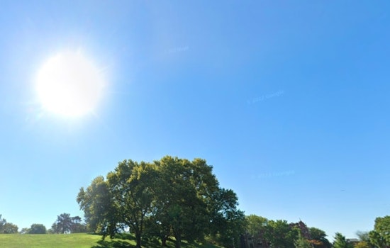 St. Louis Braces for Chilly Weekend as NWS Forecasts Sunny Skies and Declining Temperatures