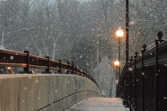 St. Louis Gears Up for Severe Winter Mix as Snow Sleet and Freezing Rain Test City Preparedness