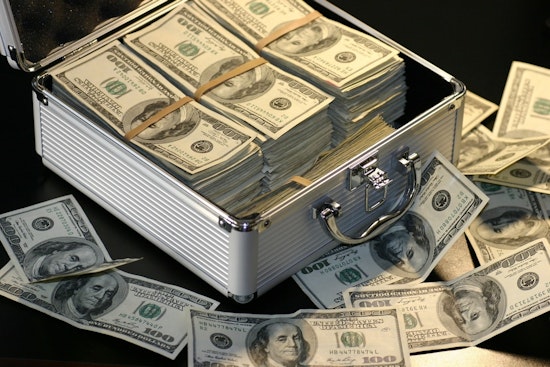 St. Louis Man Pleads Guilty to $200K Online Fraud Using Prop Money