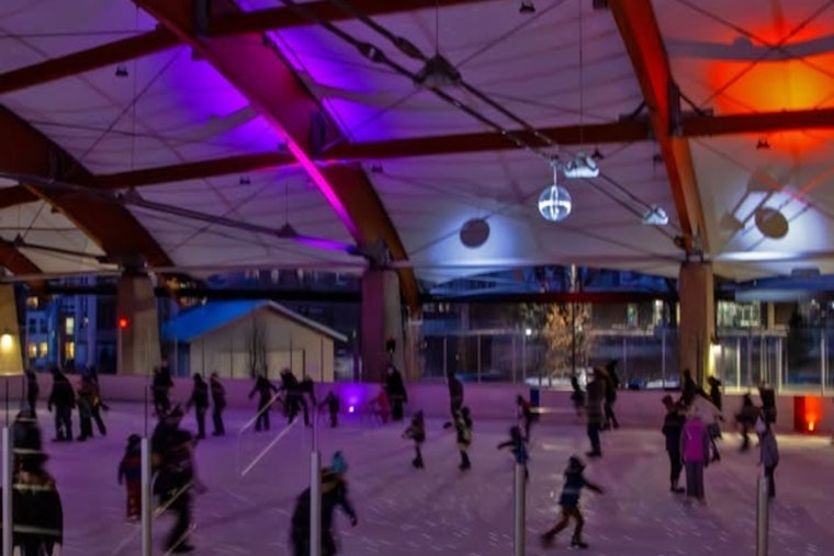 St. Louis Park Rings in New Year on Ice, Community Celebrates with Skating and Hot Cocoa at Annual NYE Skate Event