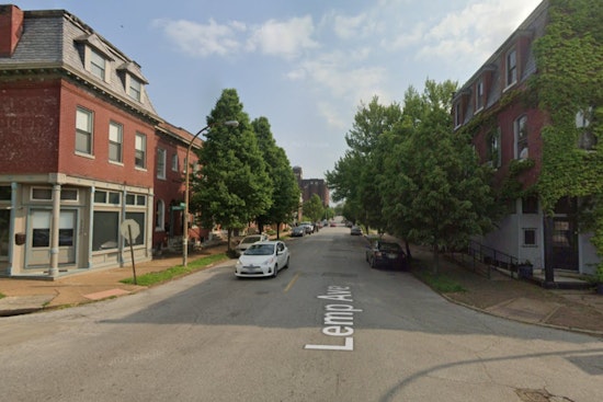 St. Louis Police Seek Suspects After Carjacking in Benton Park Leaves White Audi Q5 Stolen at Gunpoint