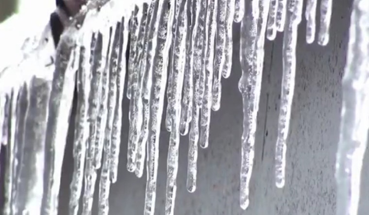 St. Louis Police Warn of Falling Ice Hazard from Buildings as Temperatures Rise