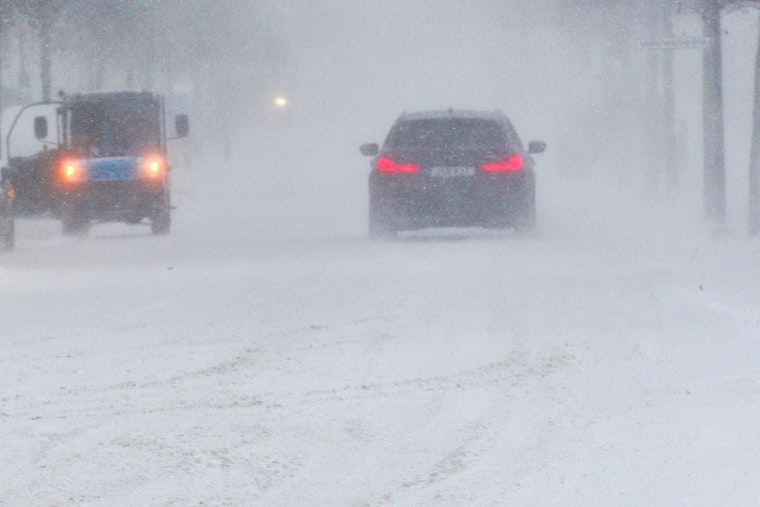 St. Louis Residents Prepare for Frigid Temperatures and Possible Snow Flurries This Week