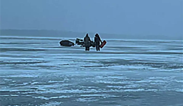Stranded Ice Fishermen Rescued from Saginaw Bay by U.S. Coast Guard and Local Agencies