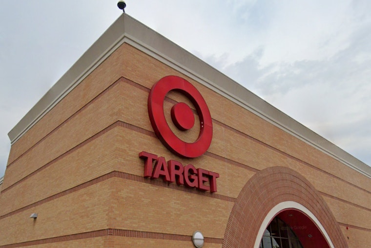 Suspect Brandishes Knife in Daytime Robbery at St. Louis Target, Police Seek Tips