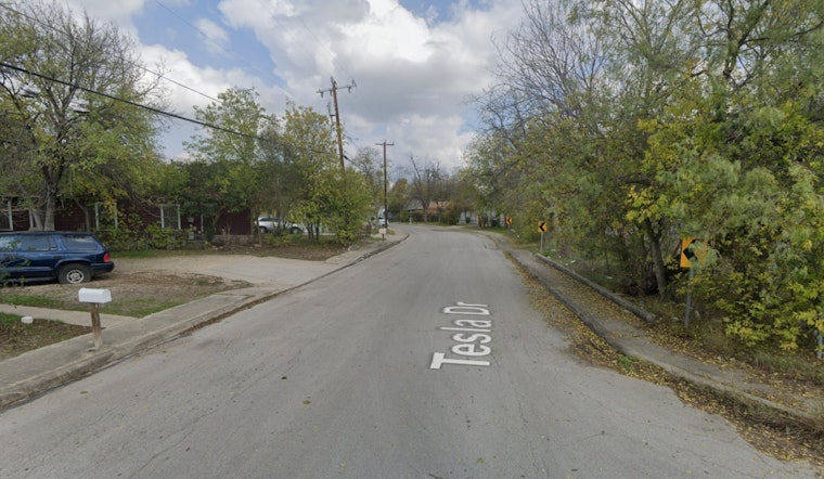 Suspect Sought in West Side San Antonio Shooting, Victim in Stable Condition After Foot Injury