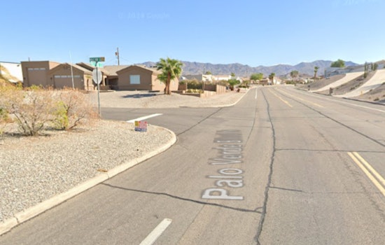 Swift Action by Lake Havasu Firefighters Prevents Spread of Blaze on Paloverde Boulevard North