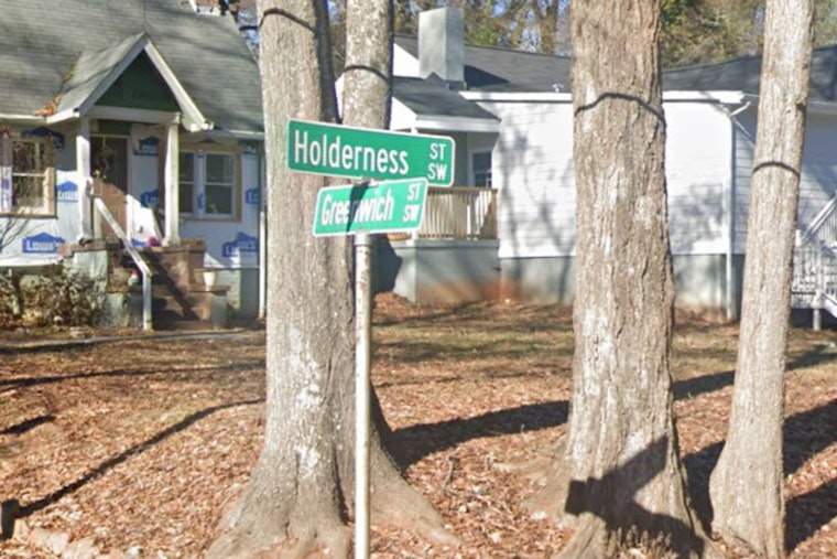 Teen Fatally Shot in Atlanta Neighborhood, Police Investigation Underway