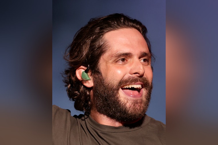 Thomas Rhett to Bring Southern Charm to Fenway Park with July Concert in Boston