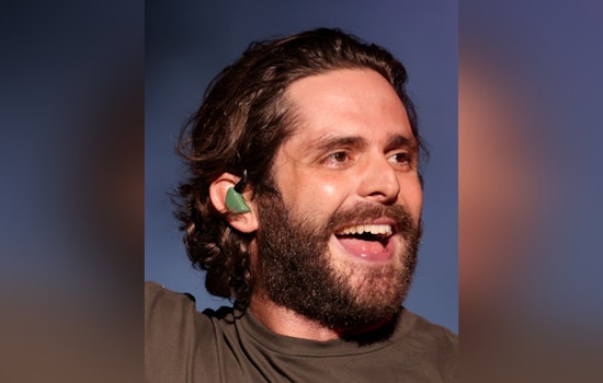 Thomas Rhett to Bring Southern Charm to Fenway Park with July Concert in Boston