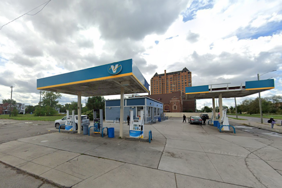 Three Arrested in Detroit for Alleged Organized Retail Theft Operation Involving Valero Gas Station