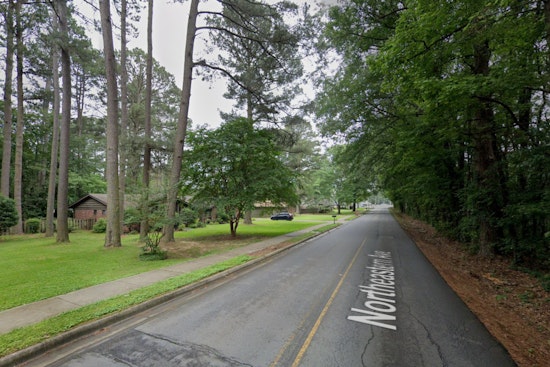 Tragic Jacksonville House Fire Claims Life of 30-Year-Old Woman, No Foul Play Suspected