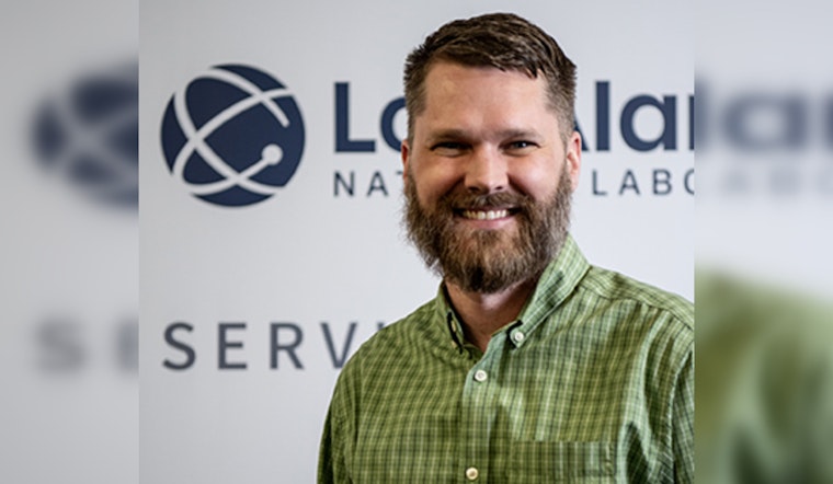 UNF Graduate Pays Tribute to Mentor's Role in His Path to Distinguished Scientist at Los Alamos
