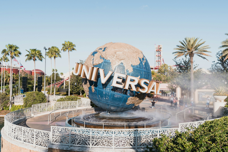 Universal Orlando's 30th Mardi Gras Festivities to Feature T-Pain, TLC, and More in Electrifying Concert Series
