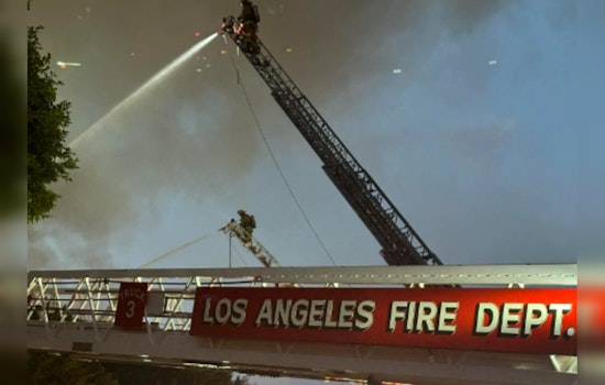 URGENT EVACUATION: L.A. Palisades Inferno Threatens Thousands, Claims Lives - Leave Now, Orders LAFD