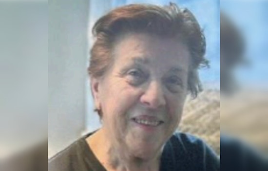 Urgent Search for Missing 82-Year-Old Maria Crasovan in Chicago