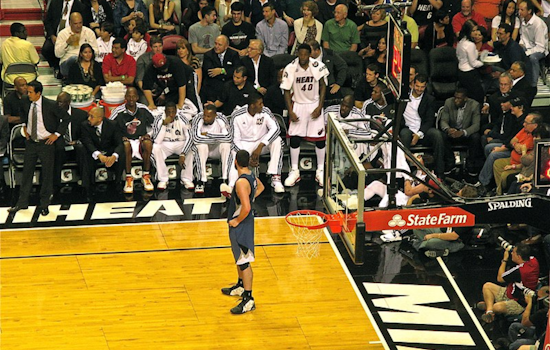 Utah Jazz Fall Short Against Miami Heat, Continues Home Game Struggles with 97-92 Loss