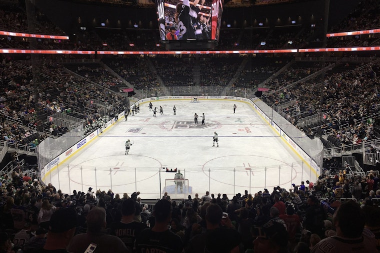 Vegas Golden Knights Surge Past Philadelphia Flyers With a 5-2 Win at T-Mobile Arena