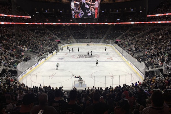Vegas Golden Knights Surge Past Philadelphia Flyers With a 5-2 Win at T-Mobile Arena