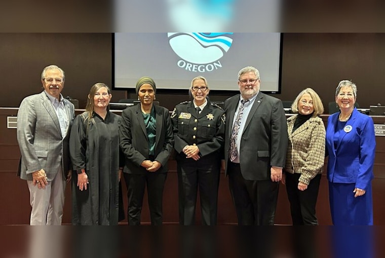 Washington County Welcomes New and Returning Officials in Swearing-In Ceremony