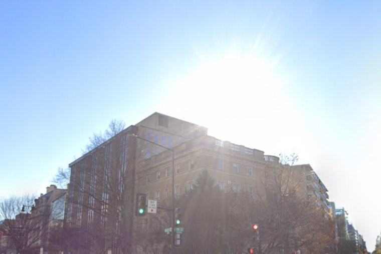 Washington D.C. Residents Brace for Winter Gusts, NWS Issues Gale Watch for Maritime Areas