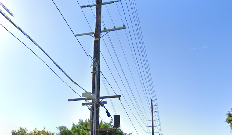 West Los Angeles Hit by Power Outage as Metallic Balloons Contact Power Lines in Sawtelle and Westwood