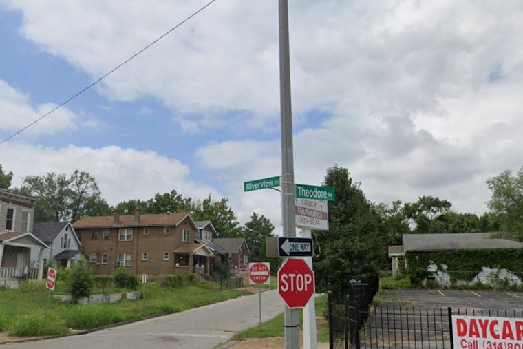 Woman Fatally Injured and Man Wounded in Dog Attack in Walnut Park West as St. Louis Police Investigate