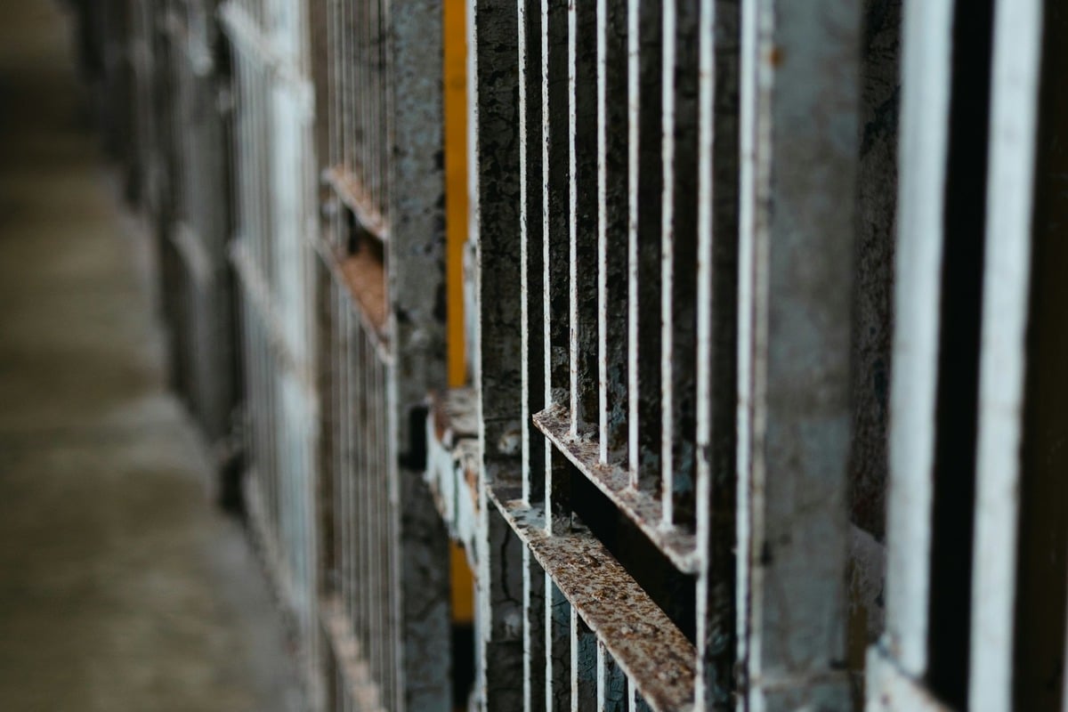 Zion Resident Inmate Found Unresponsive and Dies in Lake County Jail,