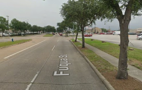 4-Year-Old Boy Inadvertently Shoots Himself in Southeast Houston Apartment, Investigation Underway