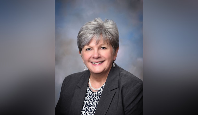 Apache Junction City Clerk Evie McKinney Earns Prestigious Certified Municipal Clerk Designation