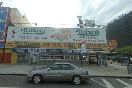 Arizona Family Shocked to Find Razor Blade in Nathan's Hot Dog at Coney Island, NYC Health Department Investigates