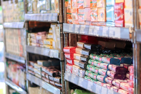 Arizona Governor Katie Hobbs Allocates $1.8 Million to Counter Food Assistance Cuts After Federal Withholdings