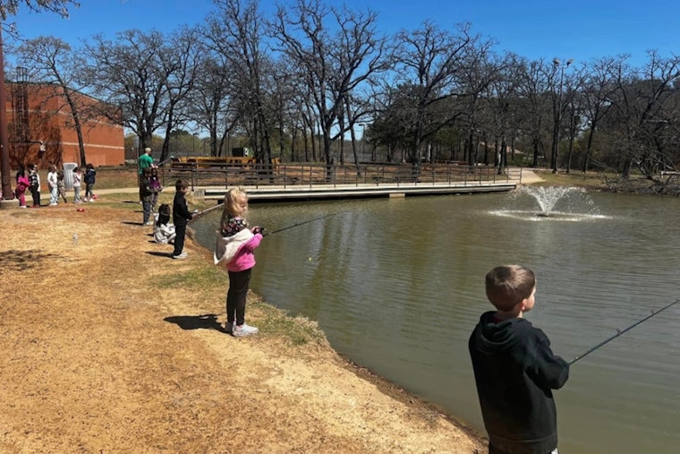 Arlington Parks Unveils Diverse November Events: Fishing, Veterans Day Celebration, K-Pop Pool Party, and More