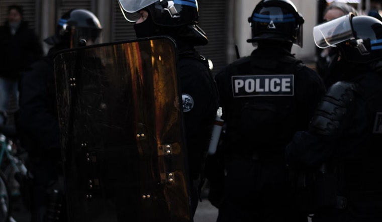 Armed Suspect in Custody After Standoff with Las Vegas SWAT Near the Strip