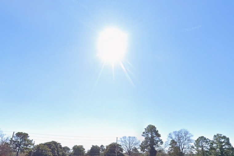 Atlanta Basks in Pleasant Autumn Weather with Sunny Days Ahead, Rain Expected by Week's End