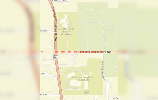 Atlanta Commuters Face Lane Closure on Joseph E. Boone Blvd NW for Sidewalk Reconstruction