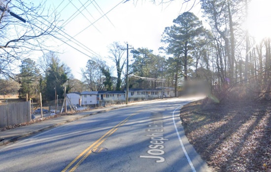 Atlanta Police Investigate Fatal Stabbing Following Dispute on Joseph E Boone Blvd, Suspect Sought